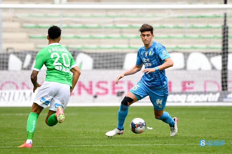 踢球者：马赛将买断多特后卫巴列尔迪，费用1100万欧+浮动