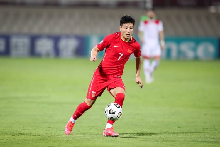 西班牙人官推：武磊世预赛传射建功