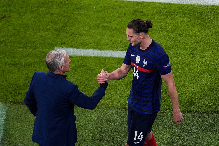 RMC:看比赛时,拉比奥特母亲与姆巴佩、博格巴家人发生争吵