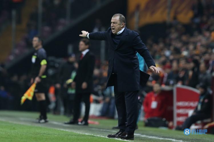 斯基拉：佛罗伦萨邀请土耳其名帅特里姆，为其提供2年合同