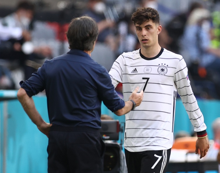 复盘葡萄牙VS德国:死亡之组意外不断,无锋阵战胜慢半拍