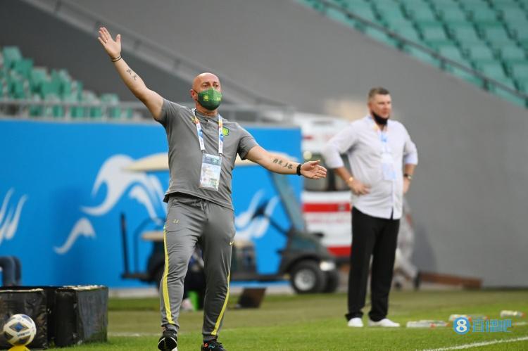 国安带队主帅扬科维奇:下一轮对手很强大,在尽力帮小球员减压