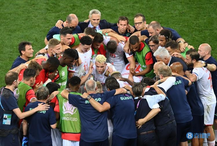 吧友票选欧洲杯今日之星:扎卡当选 可乐在手天下我有