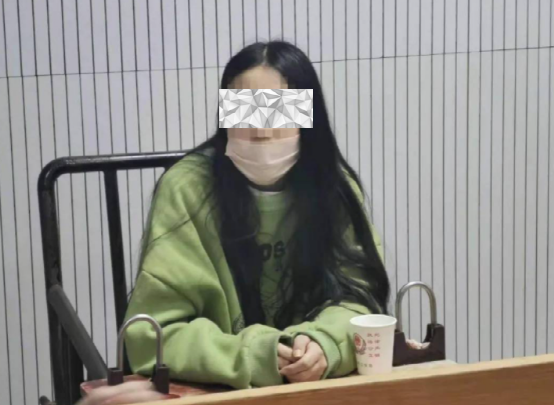 90后女孩为买房当老鸨：你真的太励志了！