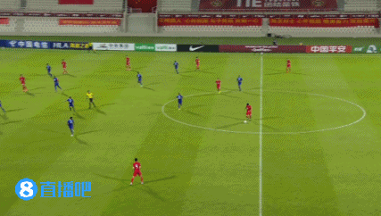 扩大领先！尹鸿博横传助攻，阿兰中路包抄得手