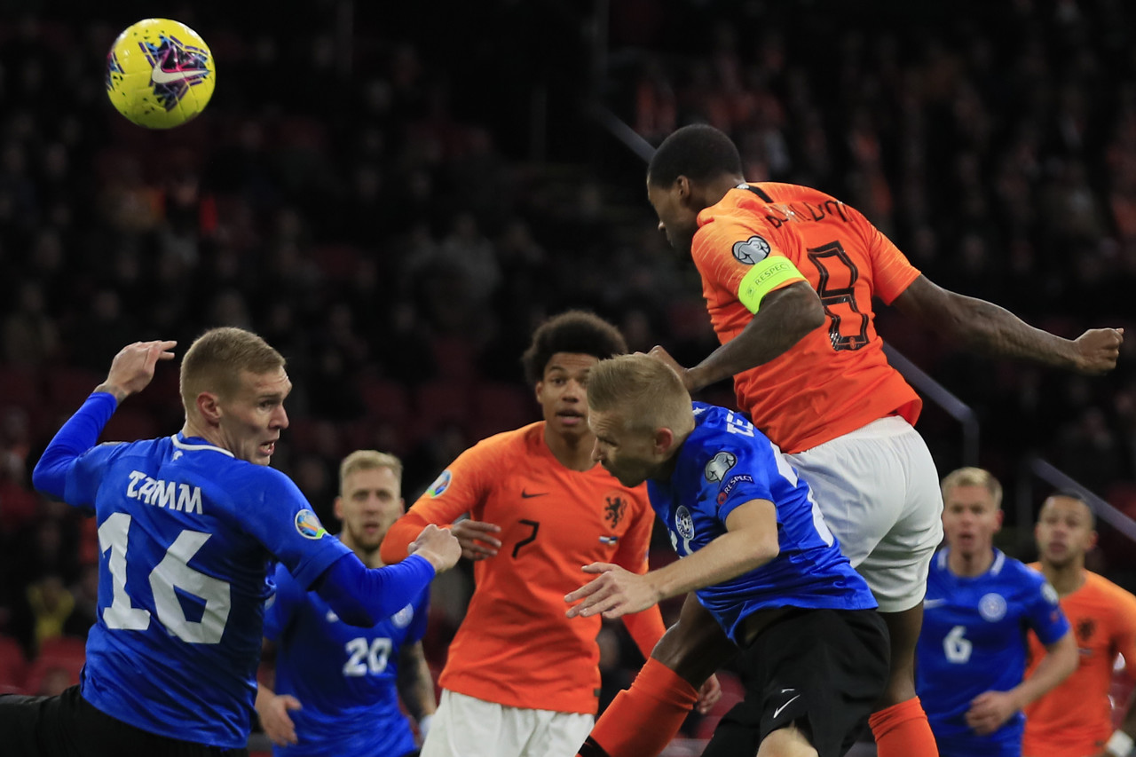 维纳尔杜姆：范迪克让我在对北马其顿时打进2球，我成功做到了