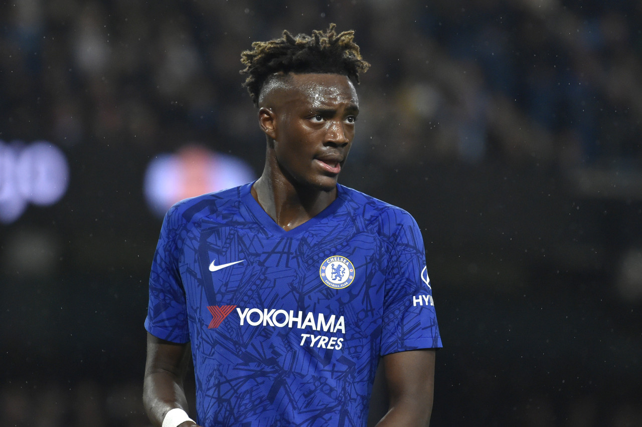 镜报：维拉计划4000万镑报价亚伯拉罕，球员不在图赫尔计划中