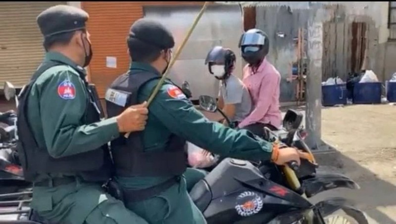 金边“封城”，柬内长命令停止用藤鞭追打违规者