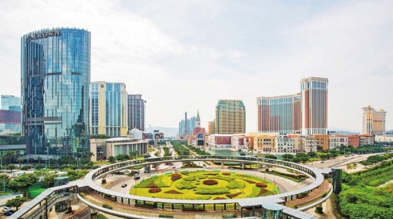 澳门上月赌收逾104亿元 按年升近五倍 按月增24.3%