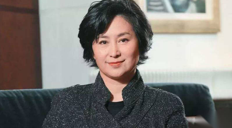 何超琼鼓励“要为自己发声” 诉说与美高梅交涉被轻视过程