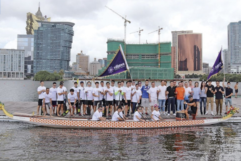 太阳城龙舟队举行拜神祈福仪式 周焯华冀向外推广澳门安全宜游信息