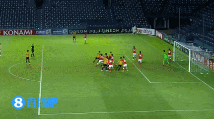 王文轩不慎自摆乌龙,广州队1-4落后泰港