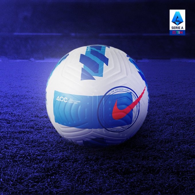 意甲发布新赛季用球：结合白色和深浅蓝色，完美契合意甲Logo