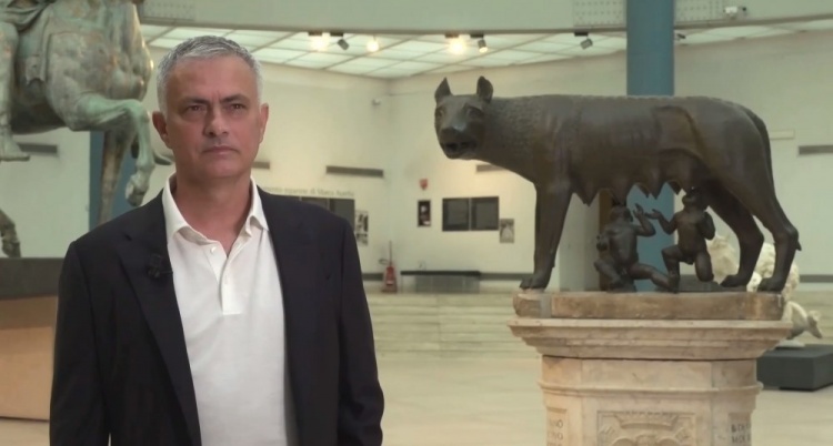 穆帅：自豪在意西英都曾获冠军，很开心他们都进入四强