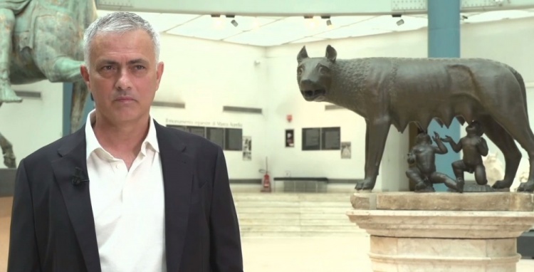 穆帅:接下来几年我都会在罗马,重现红狼辉煌并非弹指间就能做到