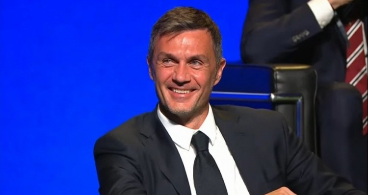 要来了!马尔蒂尼确认吉鲁加盟在即,周四抵达米兰