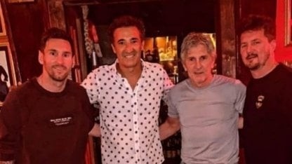 ?度假心情好！梅西光顾迈阿密的一家高档餐厅