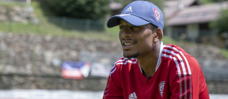 达尔伯特：很高兴来到卡利亚里，纳因戈兰告诉我这里棒极了