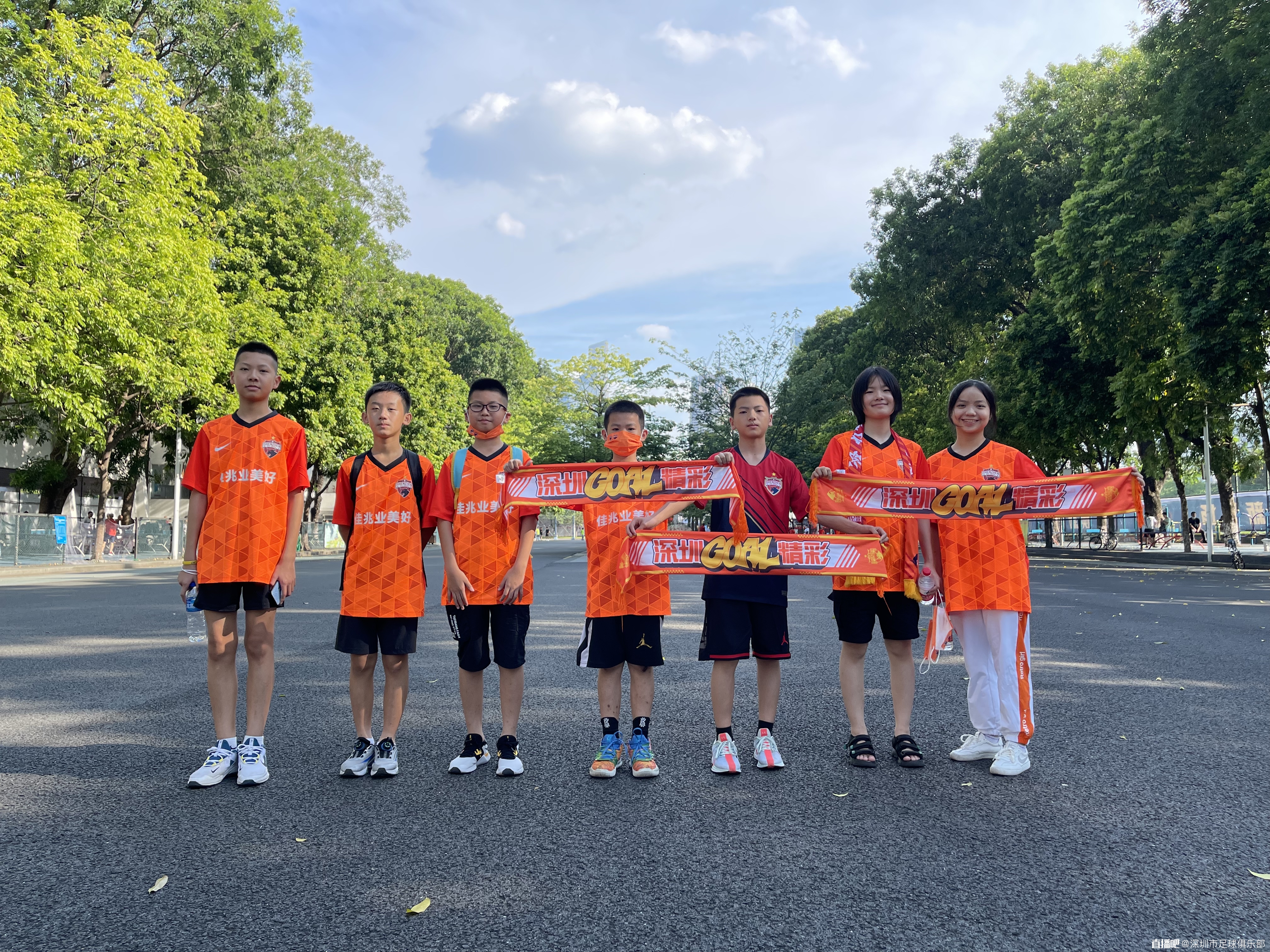 一个大人和七个“葫芦娃”的广州远征