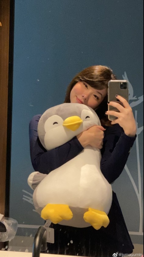 前职业选手Mayumi晒照:我买了这个