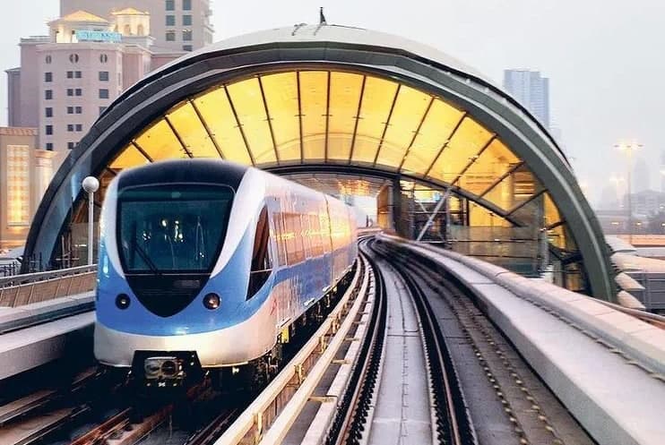 今天迪拜道路交通管理局宣布了两个新的迪拜地铁站，将于6月1日开放。