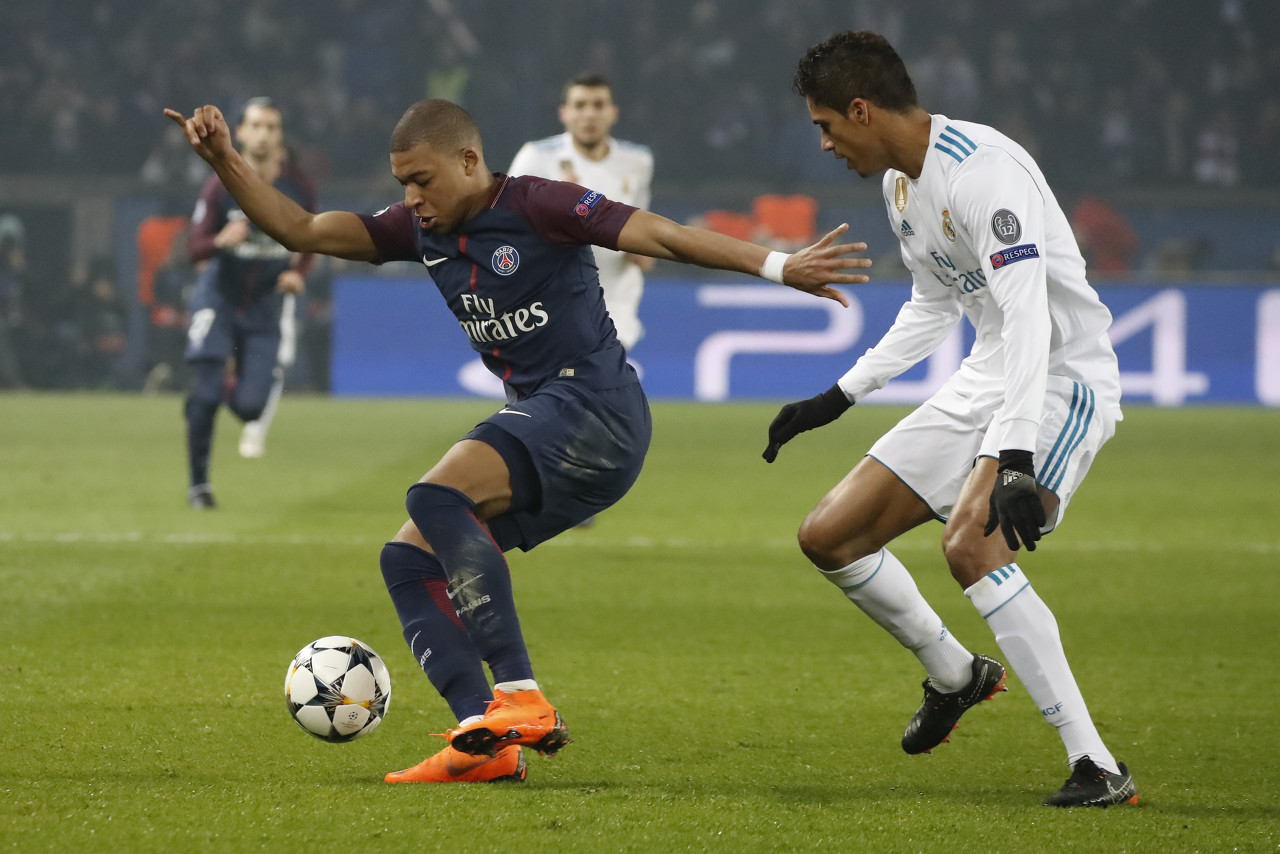 记者:皇马想将瓦拉内加入到姆巴佩交易中,但这名后卫更想去英超