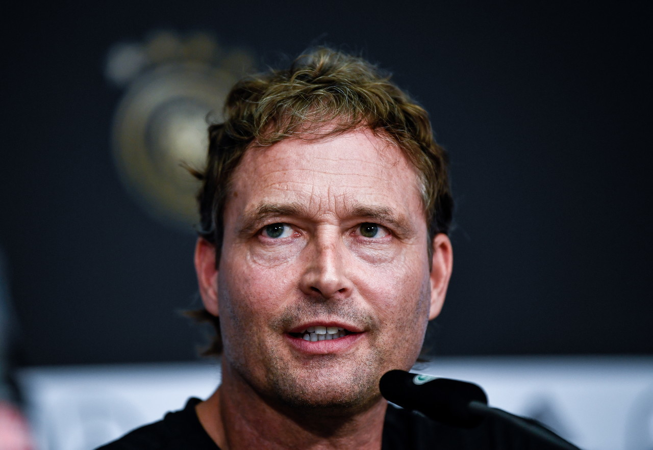 记者:佐尔格和罗尔担任德国队助教,科普克将离任