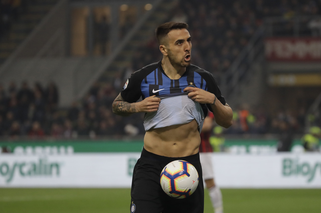 国米新闻网:那不勒斯想买贝西诺顶替德姆,已与其经纪人接触