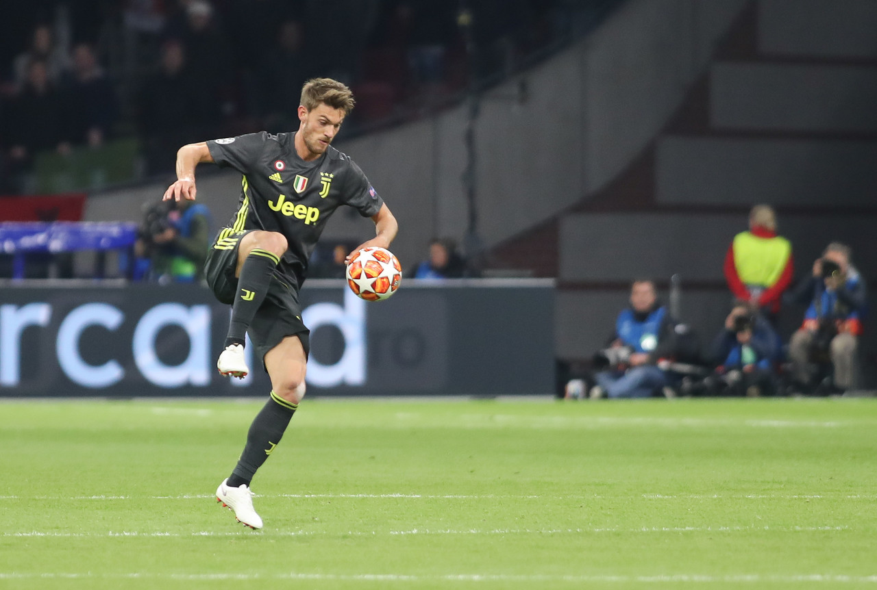 经纪人：尤文想留下鲁加尼，阿莱格里对防线有明确理念