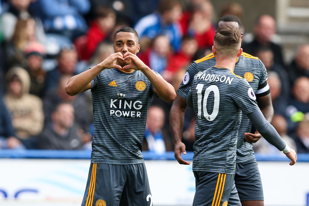 电讯报：利物浦今夏不会引进蒂莱曼斯，莱斯特城有信心与他续约