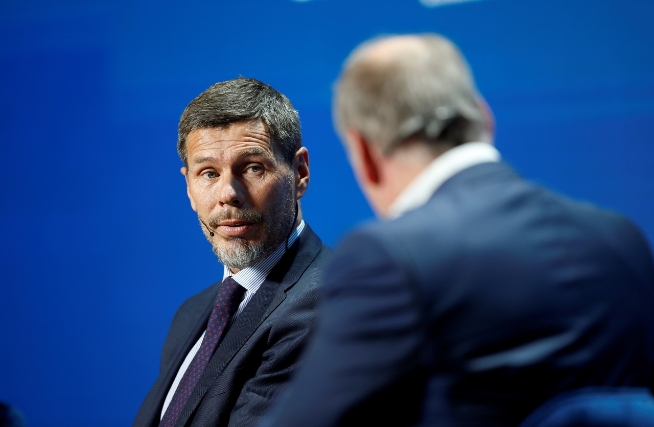 博班:欧洲杯决赛会很干净,认为欧足联会偏袒英格兰很荒谬