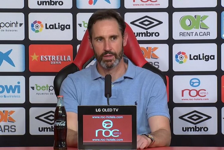 西班牙人官方：主教练莫雷诺新冠刚恢复，不会指挥今天的热身赛