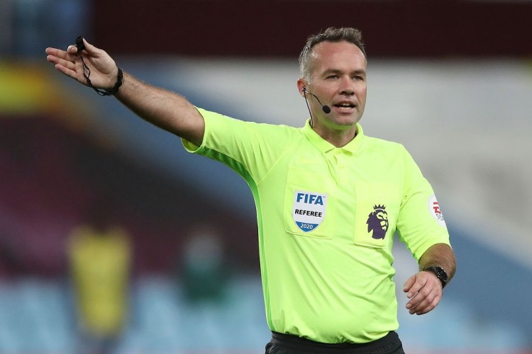 英足总官方:保罗-蒂尔尼将执法曼城和莱斯特城的社区盾杯比赛