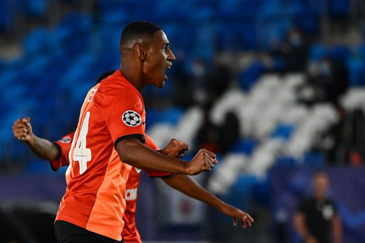 米体:米兰希望引进矿工边锋泰特,但一个障碍是非欧盟球员名额