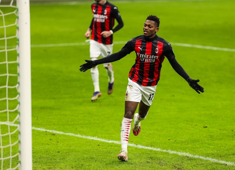 意媒:马赛2000万欧报价莱奥,但米兰希望得到更多转会费