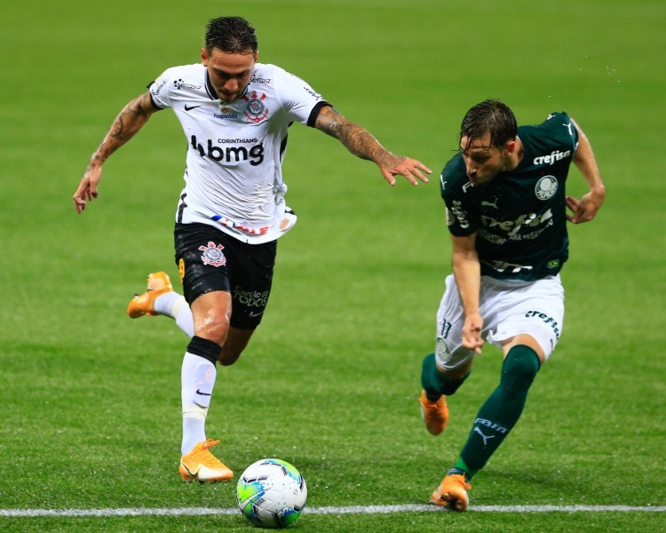 意媒:罗马1350万欧基本敲定维尼亚,未来几天可能完成交易