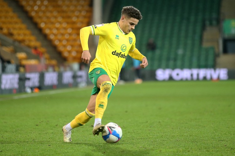 镜报:若特里皮尔转会曼联,马竞将考虑引进阿隆斯