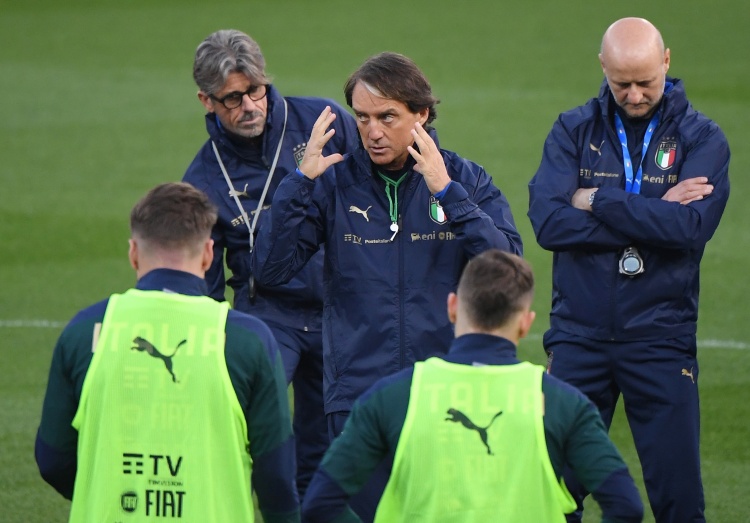 罗体：意大利训练沿用433阵型，和上场相比仅一处调整