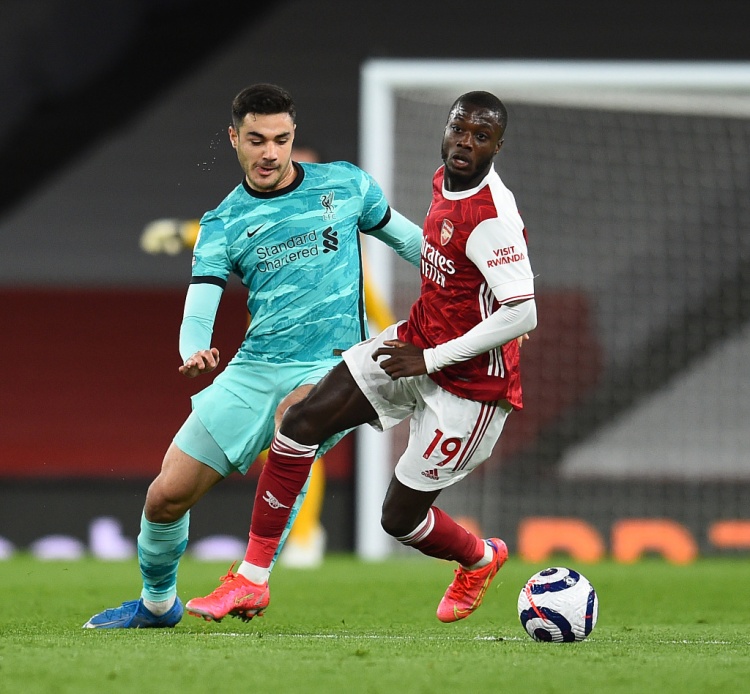 记者：沙尔克04向利物浦推荐以850万镑签下卡巴克，被红军拒绝