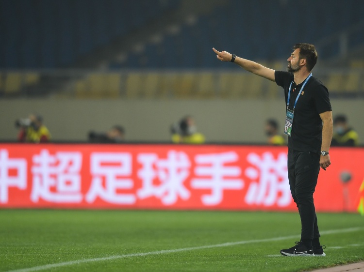 沪媒:近两轮中超只进一球,海港锋线问题亟待解决