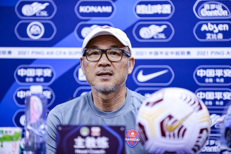 张外龙：输球的结果可以接受 球队在人员配置上需要进一步增强