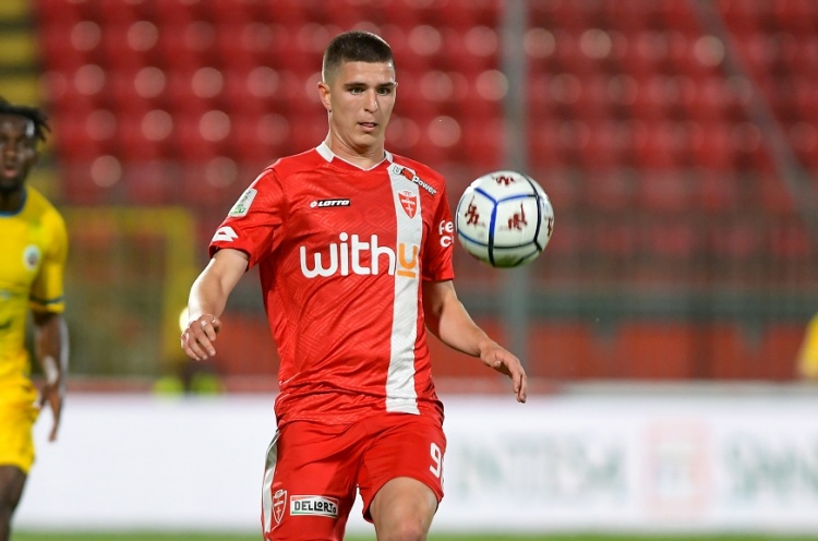 斯基拉:蒙扎租借+选择买断皮罗拉即将官宣,国米拥有回购权