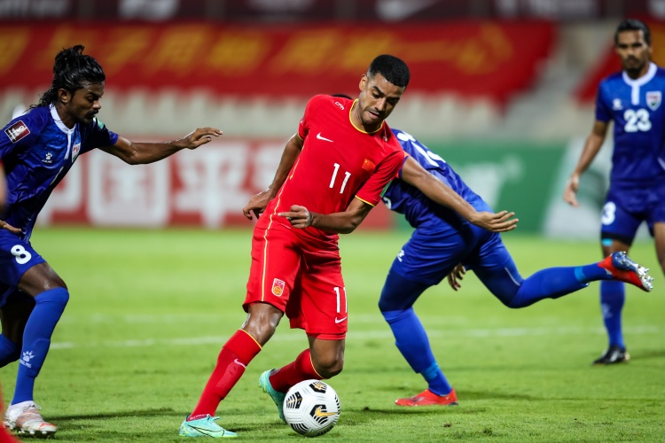 记者点评中超为12强赛让路:本身就是一种悖论