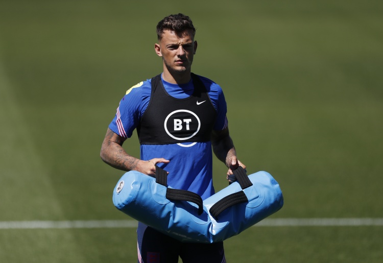 泰晤士报:本-怀特5000万镑转会阿森纳完成 ,合同四年周薪12万镑