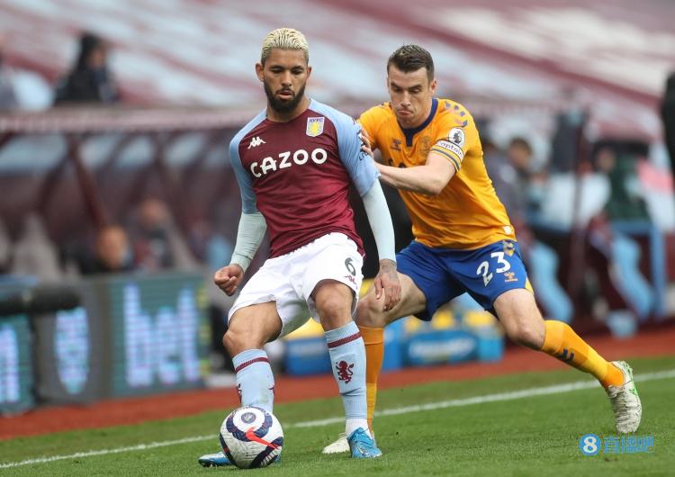 电讯报:罗马有意维拉中场道格拉斯-路易斯