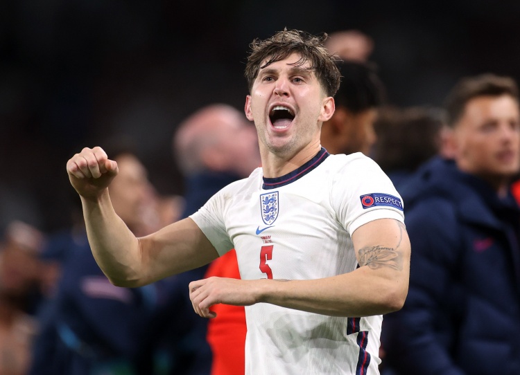 斯通斯：索斯盖特时刻保持镇定，这种情绪能传递给全队