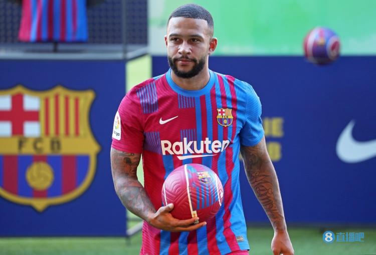 世体：德佩可能首发出战7月25日巴萨与赫罗纳的友谊赛