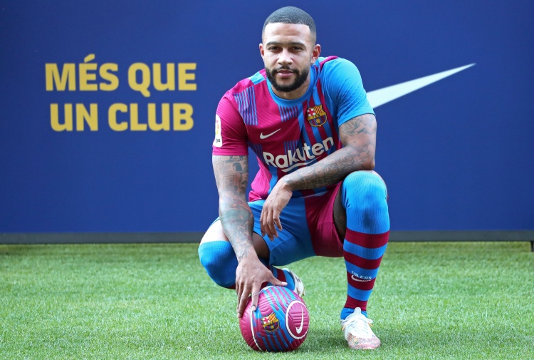 罗贝托:和德佩一起训练几次后,大家对他的能力印象深刻