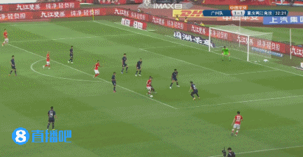 高准翼晃过门将冷静推射得手，广州队反超比分2-1重庆！