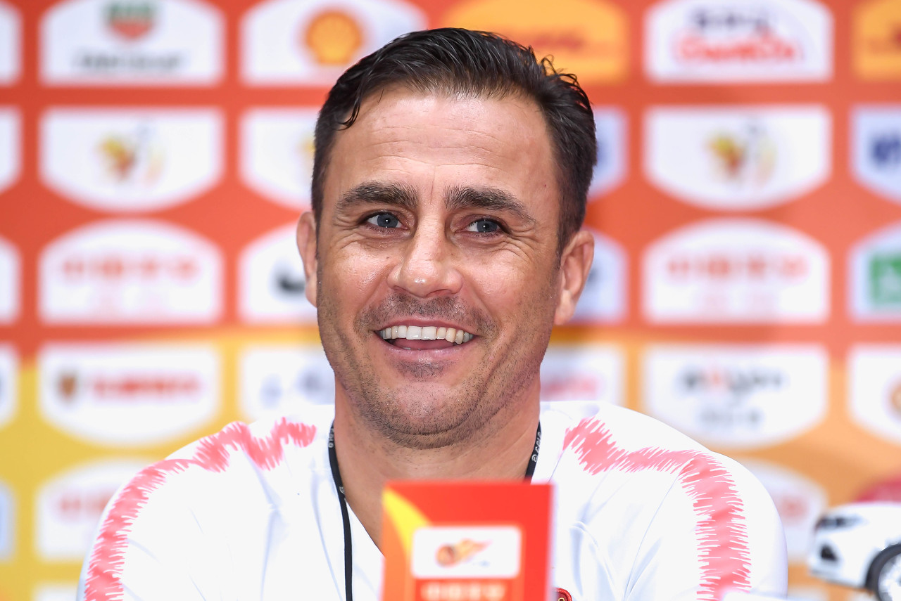 卡纳瓦罗调侃:布冯回帕尔马后身边没有我,可能会踢得更加吃力